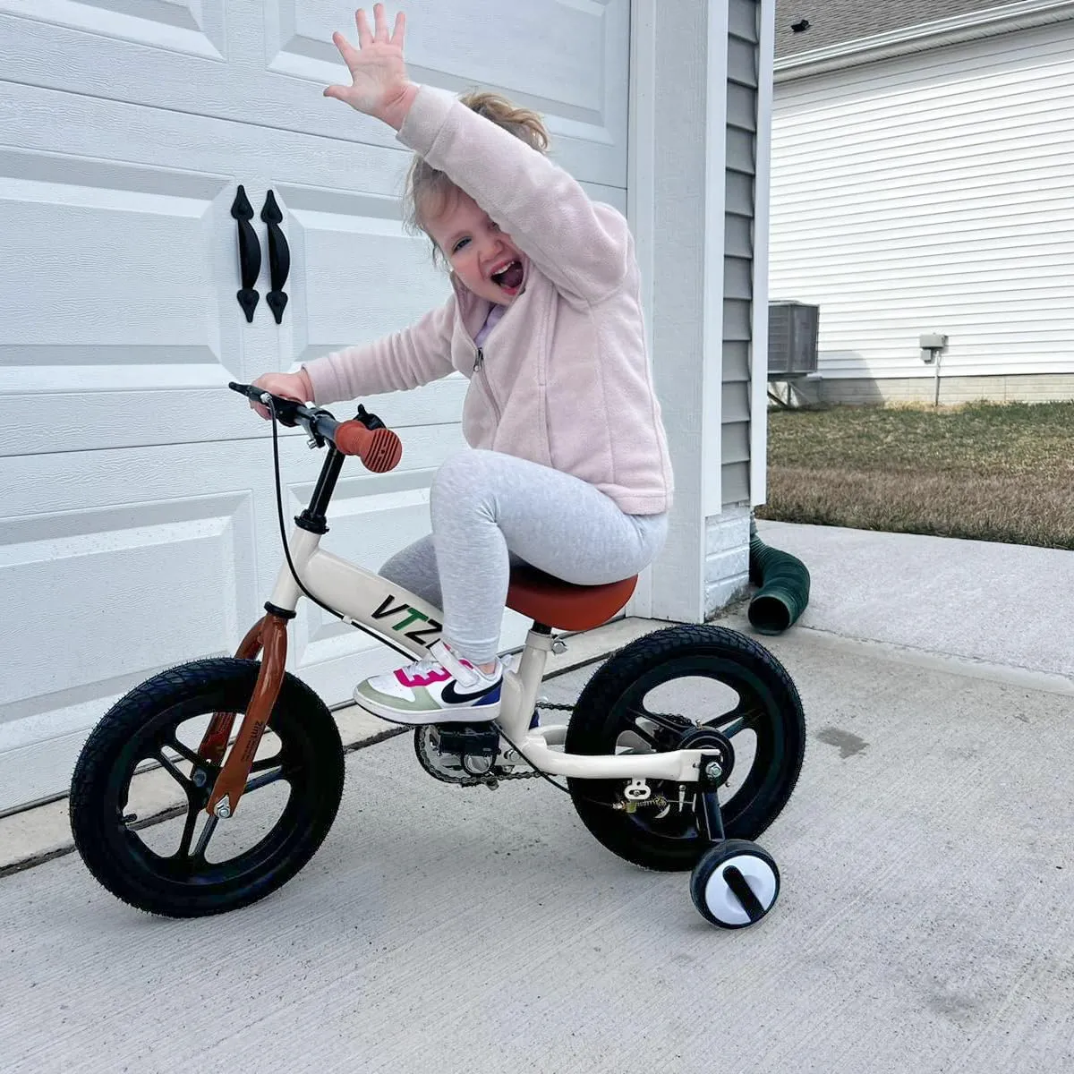 Balance Bike 2 in 1 with Pedals Brake Training Wheels Kickstand Pneumatic tyre,for Kids 2-7 Years Old,Kids Bike 12 14 16 inch