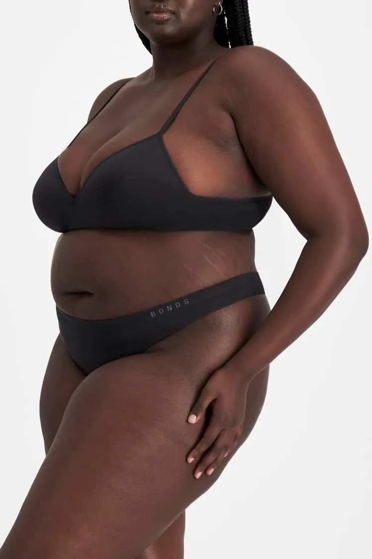 Bonds Seamless Invisi Thong with Mid Rise Fit in Cotton-Rich Blend for Women, 3-Pack