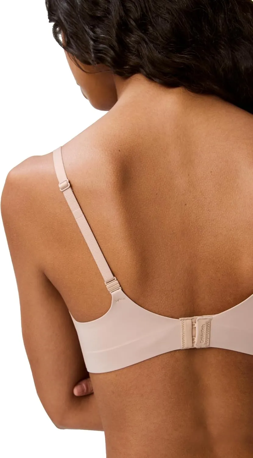 Calvin Klein Women's Liquid Touch Lightly Lined Scoop Neck Bra