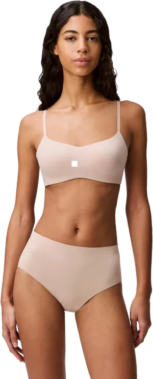 Calvin Klein Women's Liquid Touch Lightly Lined Scoop Neck Bra