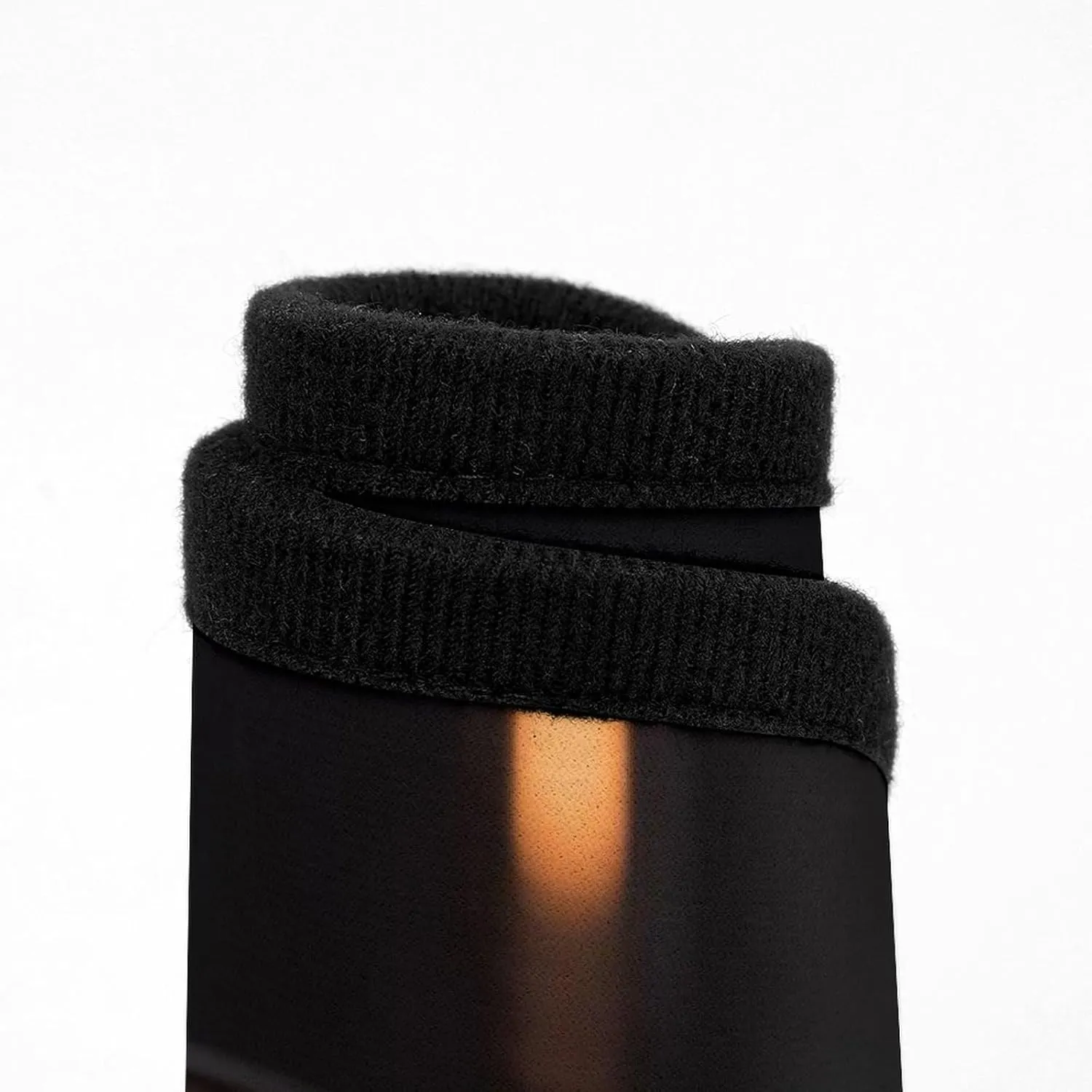 Car Floor Mats 4 Piece Universal Car Floor Mats A Lit Candle Car Mat Set Rubber Floor Mats for Cars Non-Slip Car Foot Pad Car Carpet Decor Heel Pad for Most Vehicles