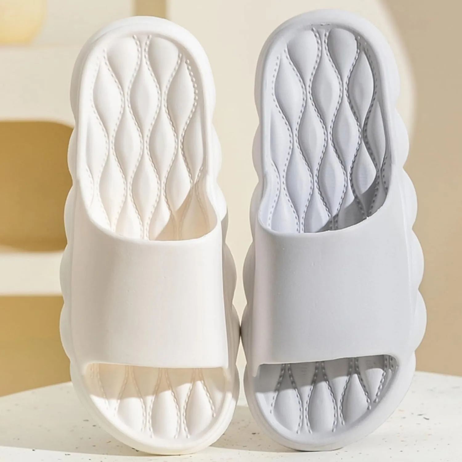 Cloud Slippers For Women and Men Comfort Lightweight Soft Pillow Slippers Bathroom Shower Cloud Slides Open Toe Platform Slide Sandals for Indoor Outdoor Shoes Beach Sandals Summer Shoes