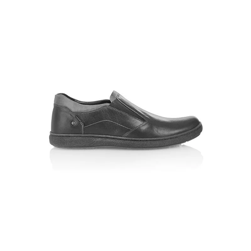 Court shoe