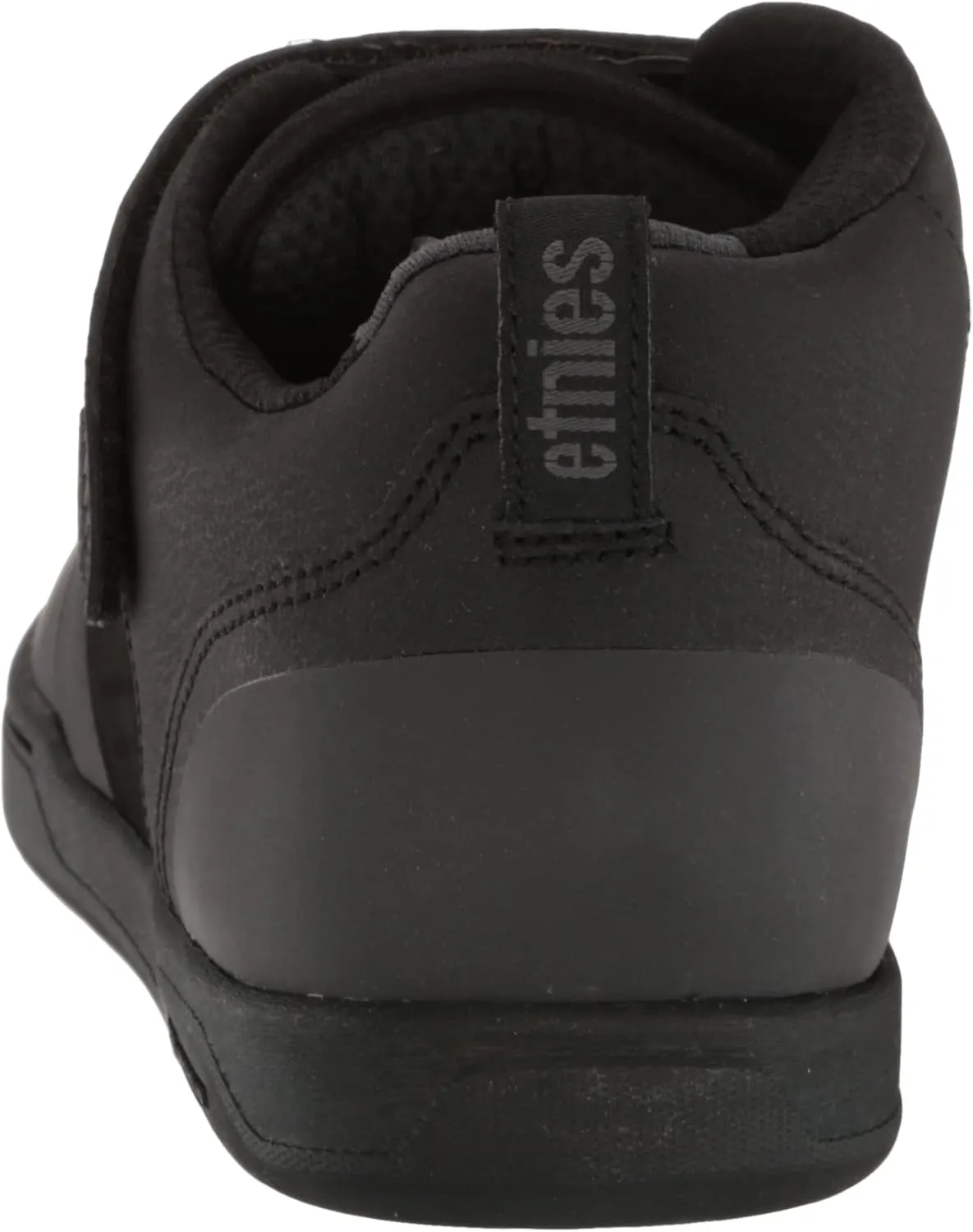 Etnies Men's Culvert Mid Top Michelin Rubber Mountain Skate Shoe