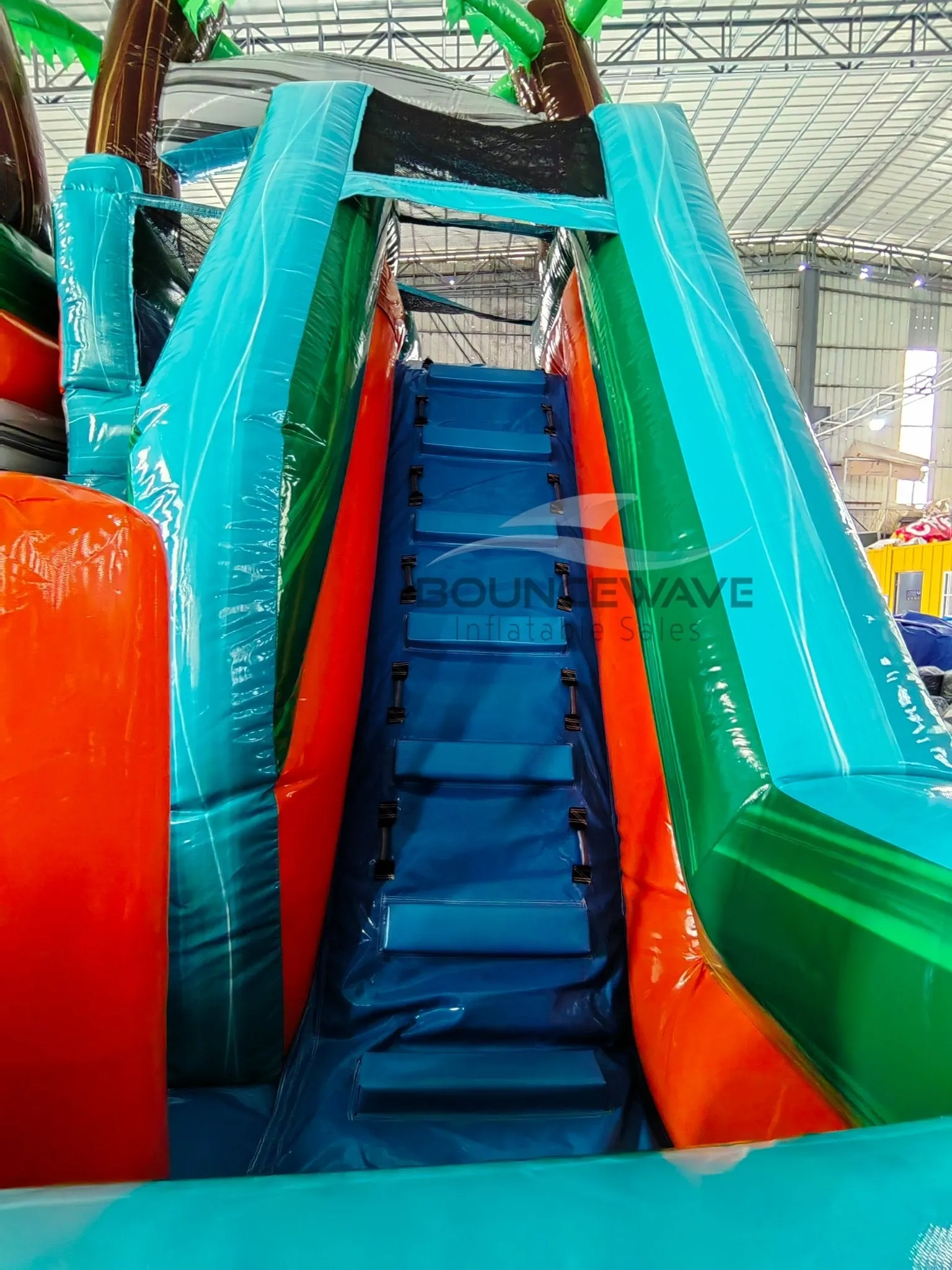 Fiji Falls Double Dash Splash Inflatable Obstacle Course