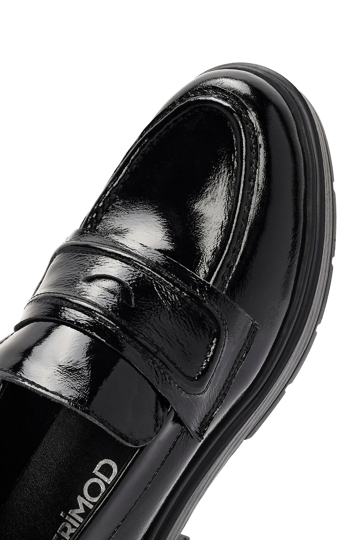 Kadın Siyah Rugan Deri Makosen Loafer