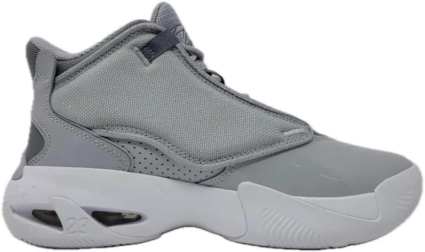Nike Jordan Boy's Max Aura 4 (Big Kid)