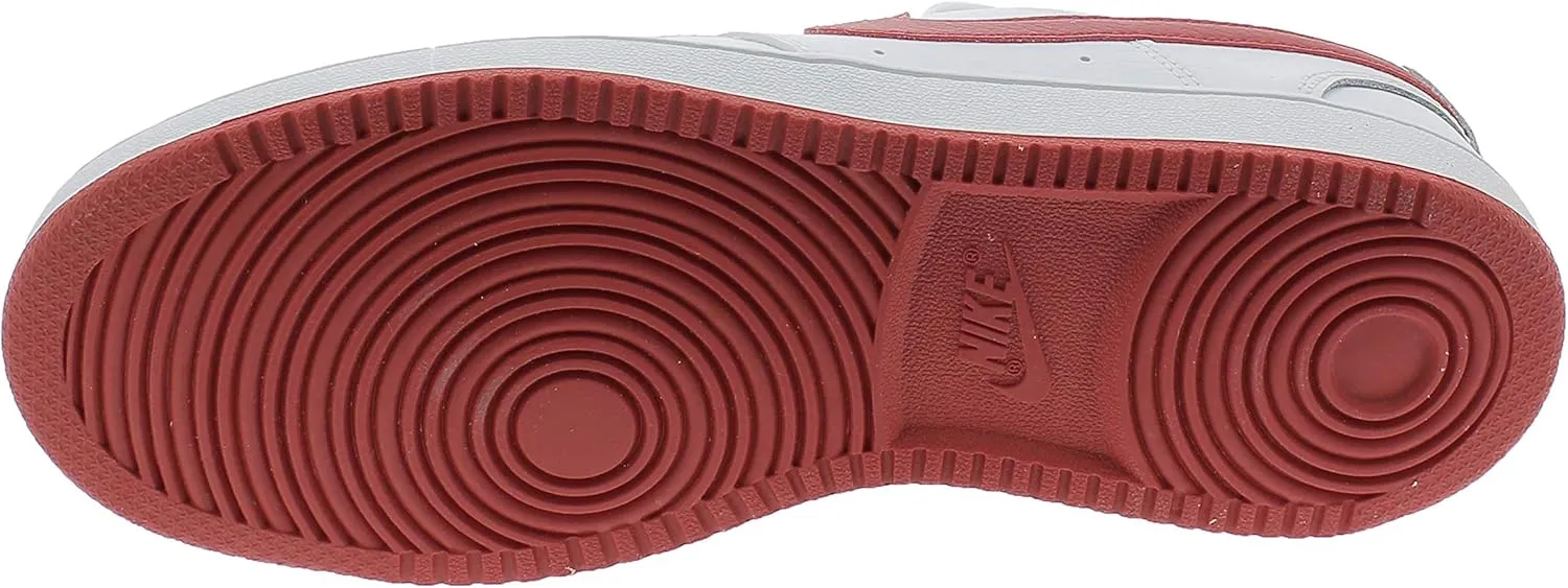 Nike Men's Basketball Shoe