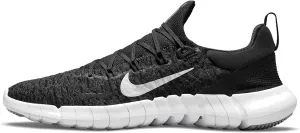NIKE Women's Race Running Shoe
