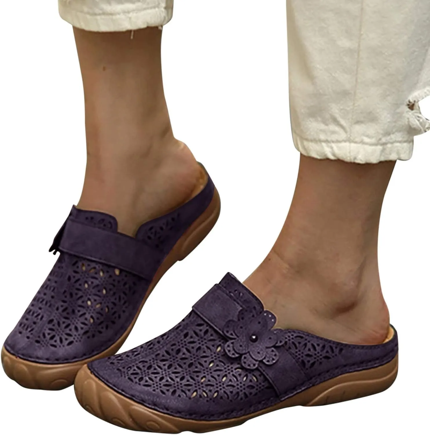 oiangi Comfortable Wedge Sandals for Women Casual Summer Carved Flower Hollow Closed Toe Wedge Slip-on Slipper Soft Baotou Breathable Home Outdoor Shoes