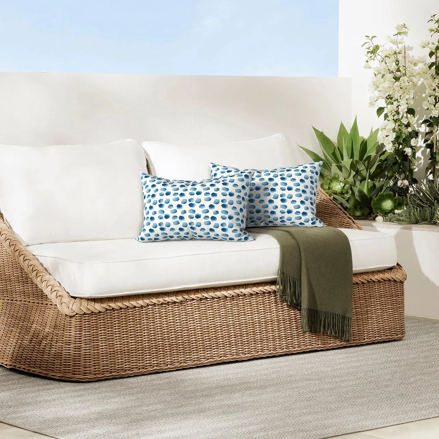 Pack of 2 Waterproof Outdoor Lumbar Pillow with Inserts, Rectangle Decorative Patio Throw Pillow for Home, Sofa,Bench and Patio Furniture (12 x 20 in,Brush Blue)