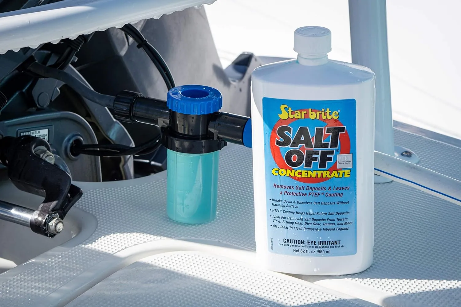 STAR BRITE Salt Off Concentrate Kit With Applicator – Salt Remover and Engine Flush for Boats, Motors, Trailers, and Vehicles – 32 Ounce with Applicator (094000)