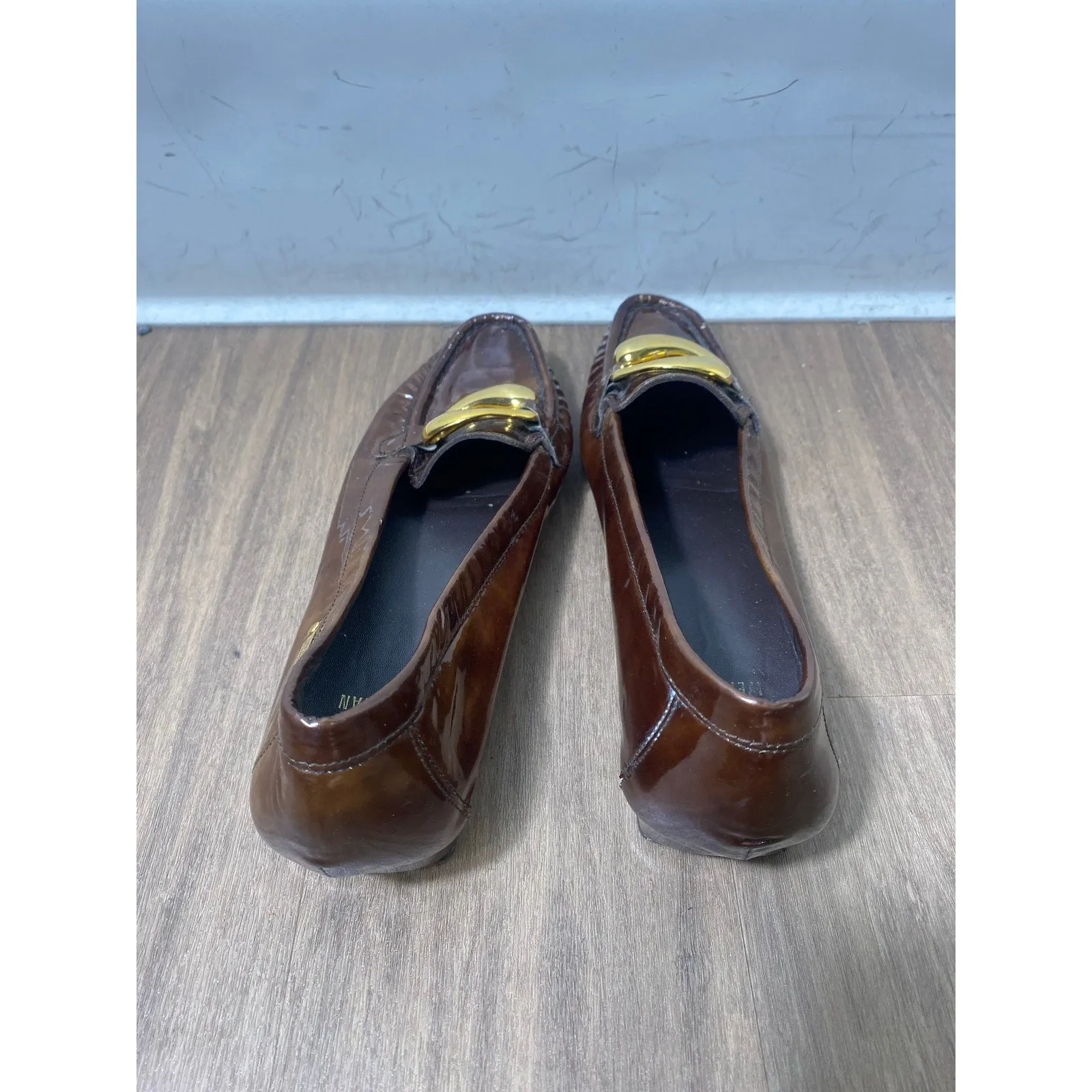 Stuart Weitzman Brown Patent Leaher Loafer Sz 6.5