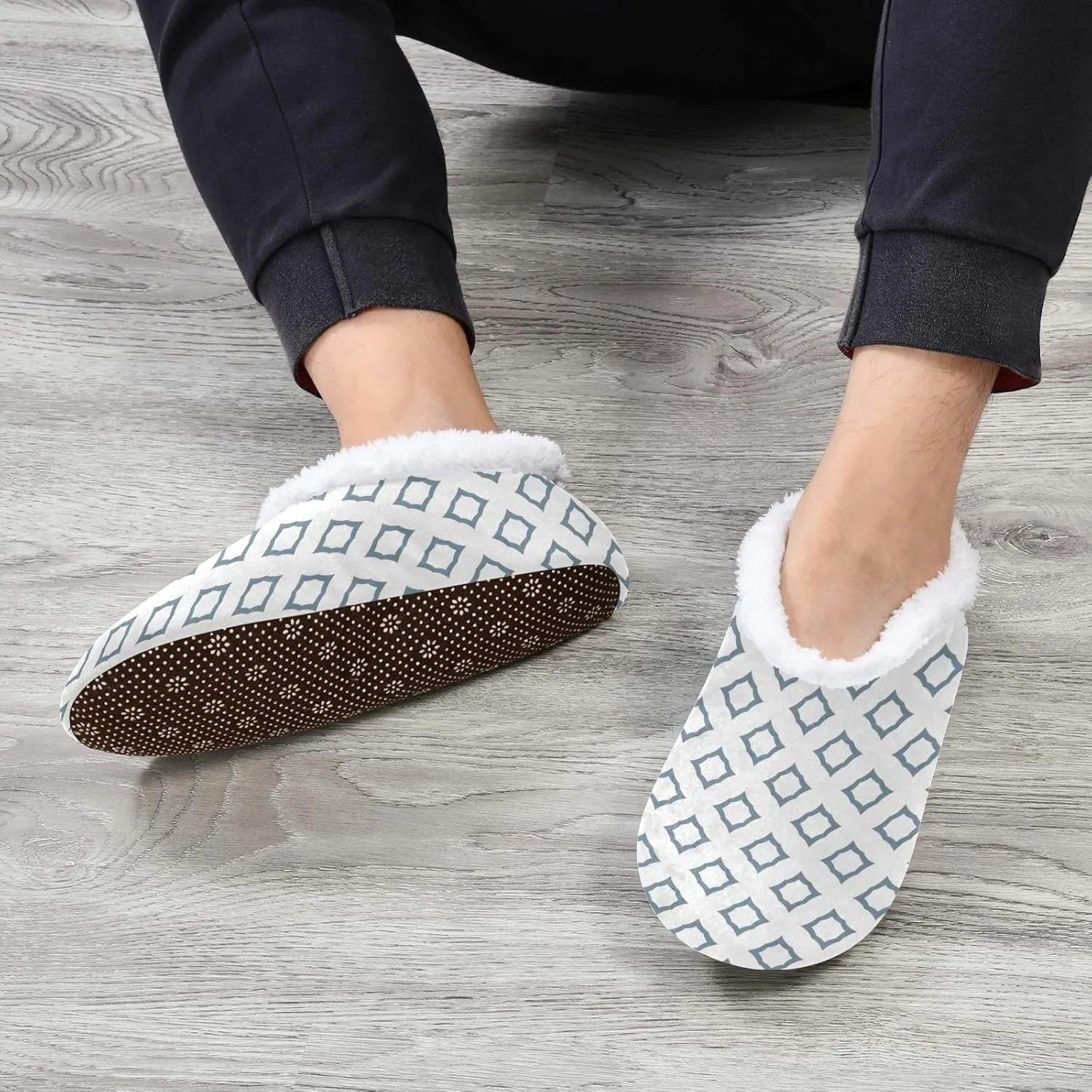 Winter House Slippers for Women/Men with Red Flower Background Element Cozy Fleece Slippers