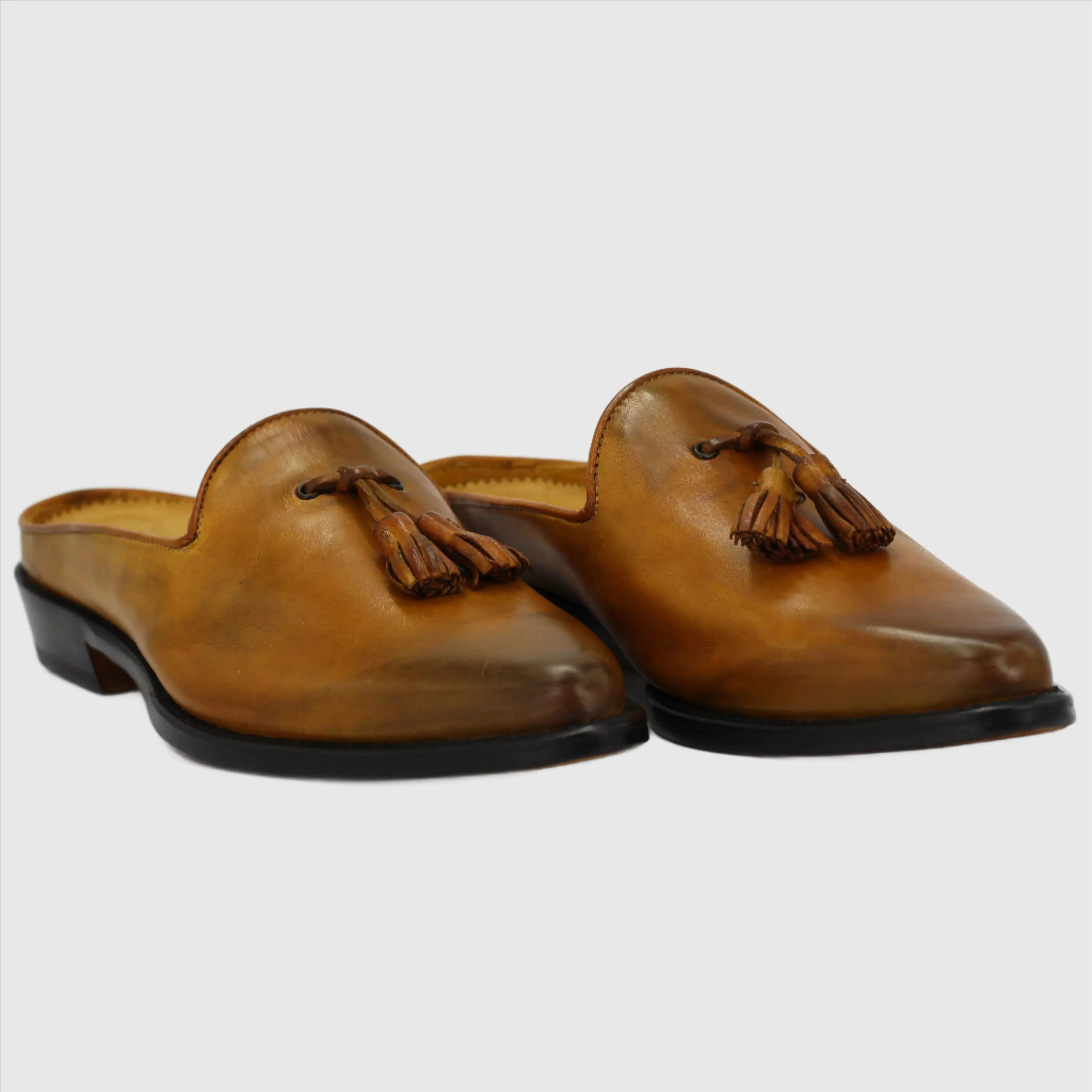 Woman's Slip-On Leather Loafer in Giallo (BRD9414)