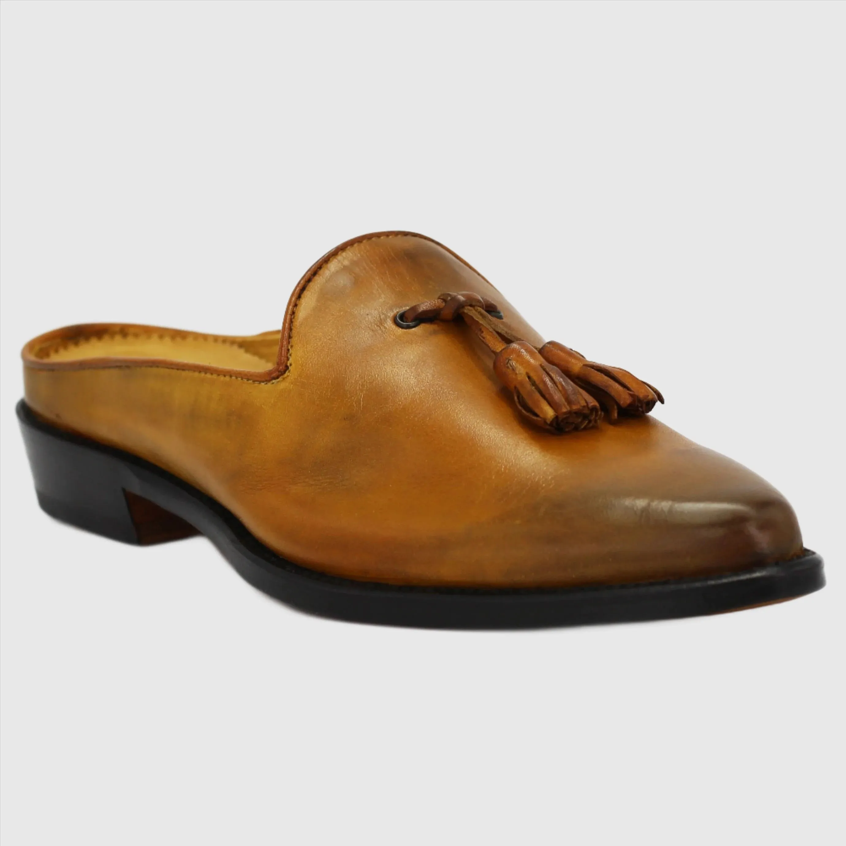 Woman's Slip-On Leather Loafer in Giallo (BRD9414)