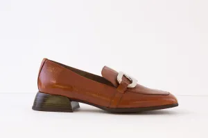 WONDERS - C-7110 LOW HEEL LOAFER - TAN PATENT